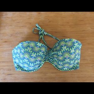 Women’s Victoria’s Secret bandeau bathing suit top